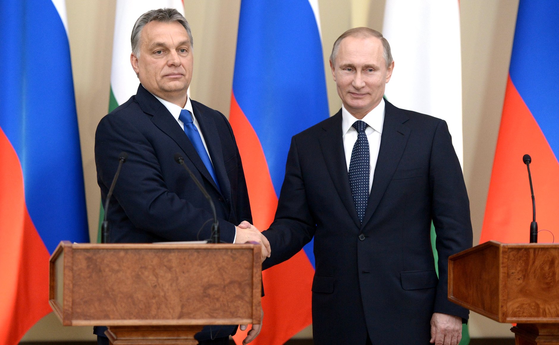 Orbán and Putin during a press conference in 2017 (photo: Wikimedia Commons)