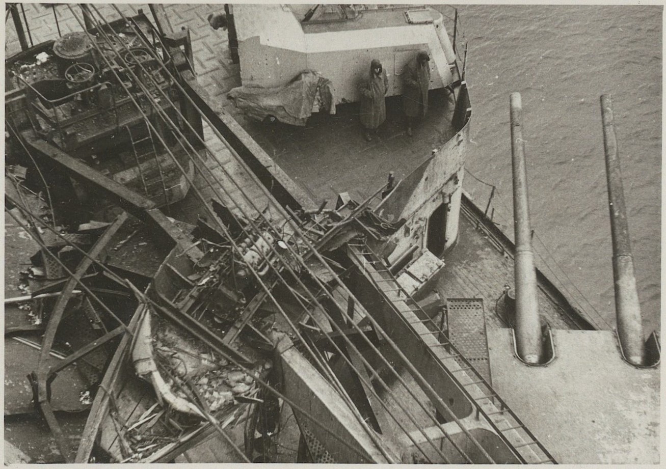 Schade na het bombardement van 3 april 1944 (foto's: Bundesarchiv, toeg.nr. 134, inv.nr. 203)