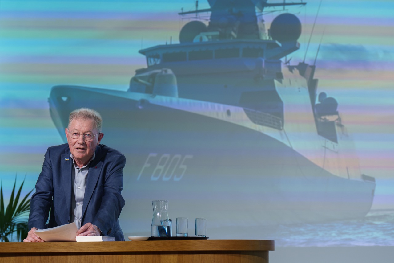 ROTTERDAM-Johan de Witt-conferentie.Laten zien hoe de KM nadenkt en filosofeert over wat er nodig is om klaar te zijn voor de toekomst.